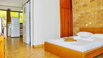 Lions2 Studios And Apartments Askeli 外观 照片